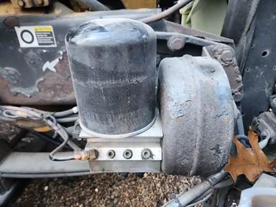 Kenworth T600 Air Dryer