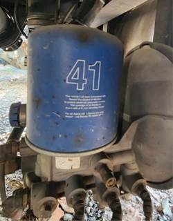 Kenworth T680 Air Dryer