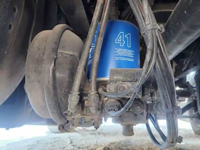 Kenworth T680 Air Dryer
