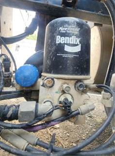 Kenworth T880 Air Dryer