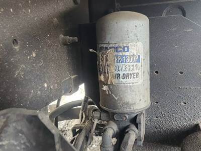 Mack MRU633 Air Dryer