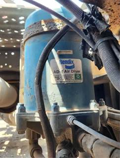 Mack Pinnacle CHU613 Air Dryer for a 2017 Mack CHU613