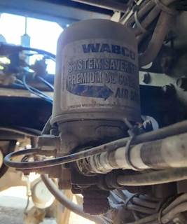 Mack Pinnacle CHU613 Air Dryer for a 2016 Mack CHU613