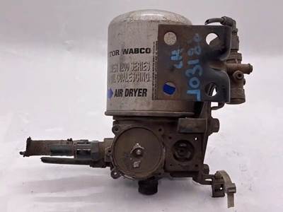 Mack Pinnacle CXU613 Air Dryer for a 2012 Mack CXU613