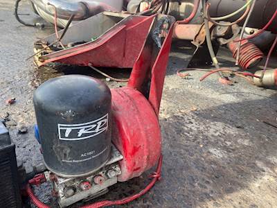Peterbilt 379 Air Dryer