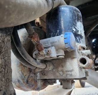 Peterbilt 379 Air Dryer