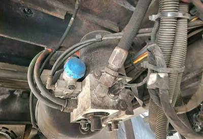 Peterbilt 389 Air Dryer