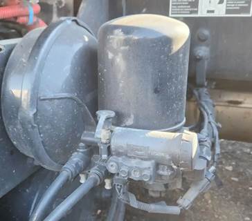 Peterbilt 536 Air Dryer