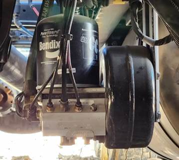 Peterbilt 579 Air Dryer
