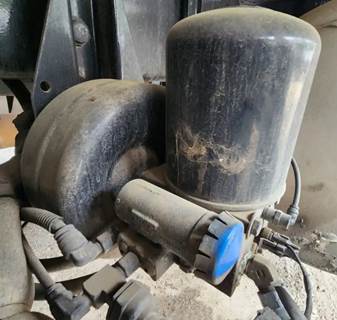 Peterbilt 579 Air Dryer