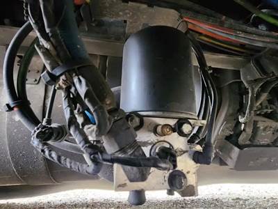 Peterbilt 579 Air Dryer