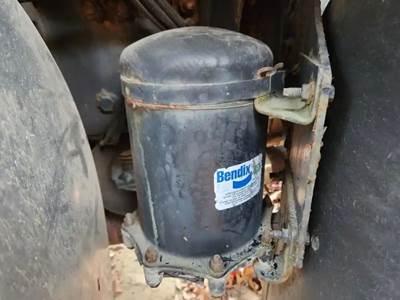 Sterling LT8500 Air Dryer