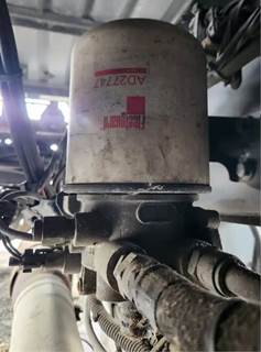 Volvo VNL Air Dryer