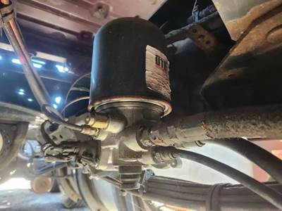 Volvo VNL Air Dryer