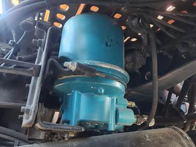 Volvo VNR64T Air Dryer