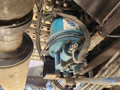 Volvo VNR64T Air Dryer