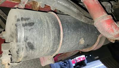 American LaFrance Air Tank for a 2001 American La France Fire Truck