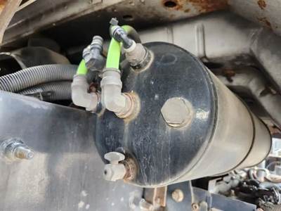Ford F-750 Air Tank