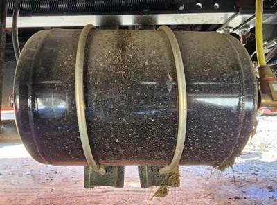 Freightliner B2 Air Tank