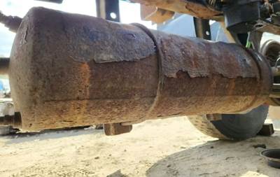 Freightliner Cascadia 113 Air Tank