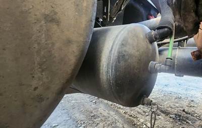 Freightliner Cascadia 113 Air Tank