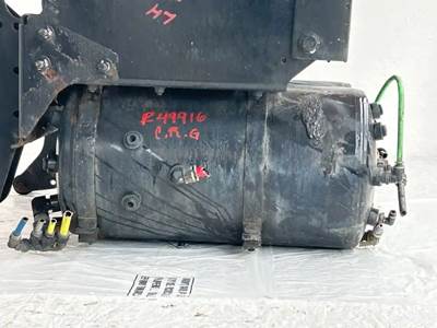 Freightliner Cascadia 113 Air Tank