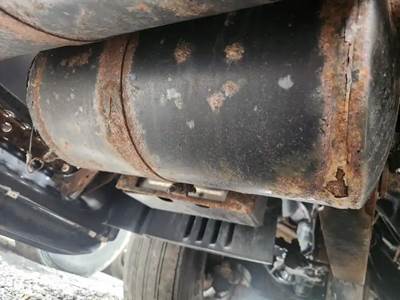 Freightliner Cascadia 113 Air Tank