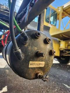 Freightliner Cascadia 113 Air Tank