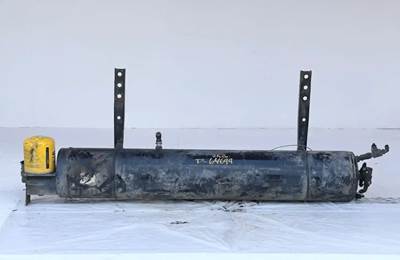 Freightliner Cascadia 113 Air Tank