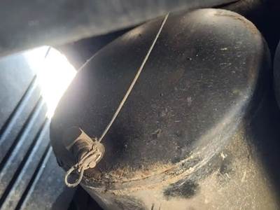 Freightliner Cascadia 113 Air Tank