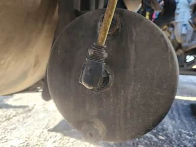 Freightliner Cascadia 113 Air Tank