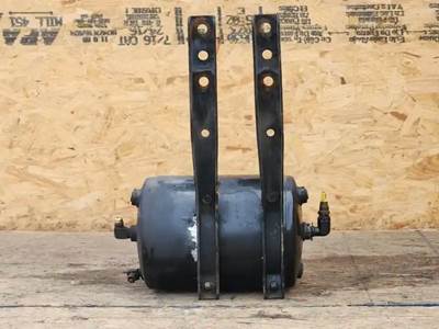 Freightliner Cascadia 116 Air Tank