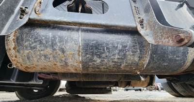 Freightliner Cascadia 116 Air Tank for a 2020 Freightliner Cascadia 116 Day Cab