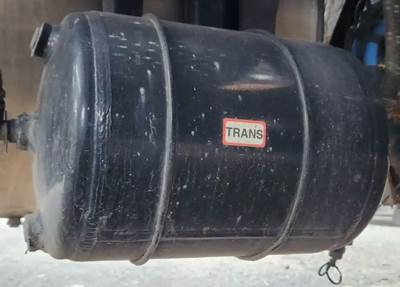 Freightliner Cascadia 116 Air Tank for a 2020 Freightliner Cascadia 116 Day Cab