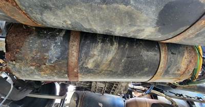 Freightliner Cascadia 116 Air Tank for a 2019 Freightliner Cascadia 116 Day Cab