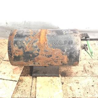 Freightliner Cascadia 125 Air Tank