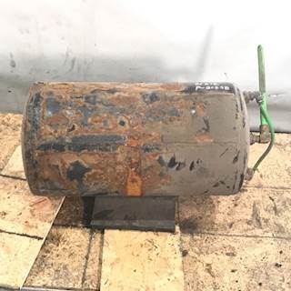 Freightliner Cascadia 125 Air Tank