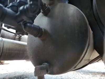 Freightliner Cascadia 125 Air Tank
