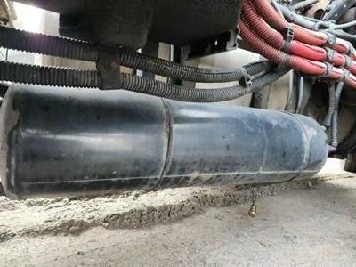 Freightliner Cascadia 125 Air Tank