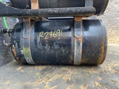 Freightliner Cascadia 125 Air Tank