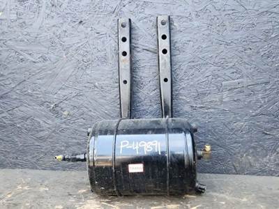 Freightliner Cascadia 125 Air Tank