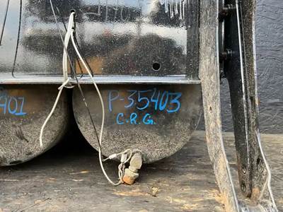 Freightliner Cascadia 125 Air Tank