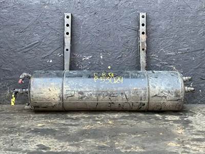 Freightliner Cascadia 125 Air Tank