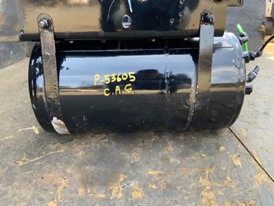 Freightliner Cascadia 125 Air Tank