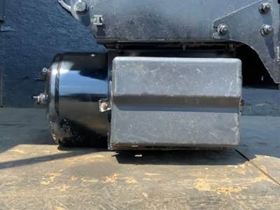 Freightliner Cascadia 125 Air Tank