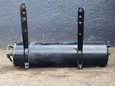 Freightliner Cascadia 125 Air Tank