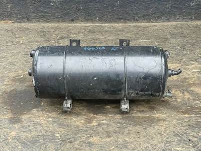 Freightliner Cascadia 125 Air Tank
