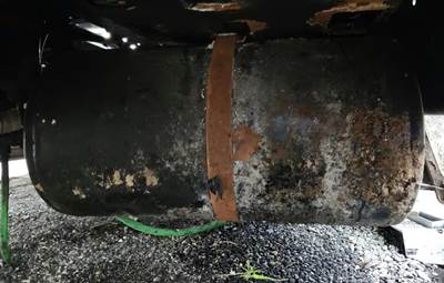 Freightliner Cascadia 125 Air Tank