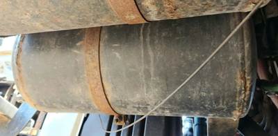 Freightliner Cascadia 125 Air Tank