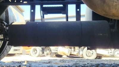 Freightliner Cascadia 125 Air Tank